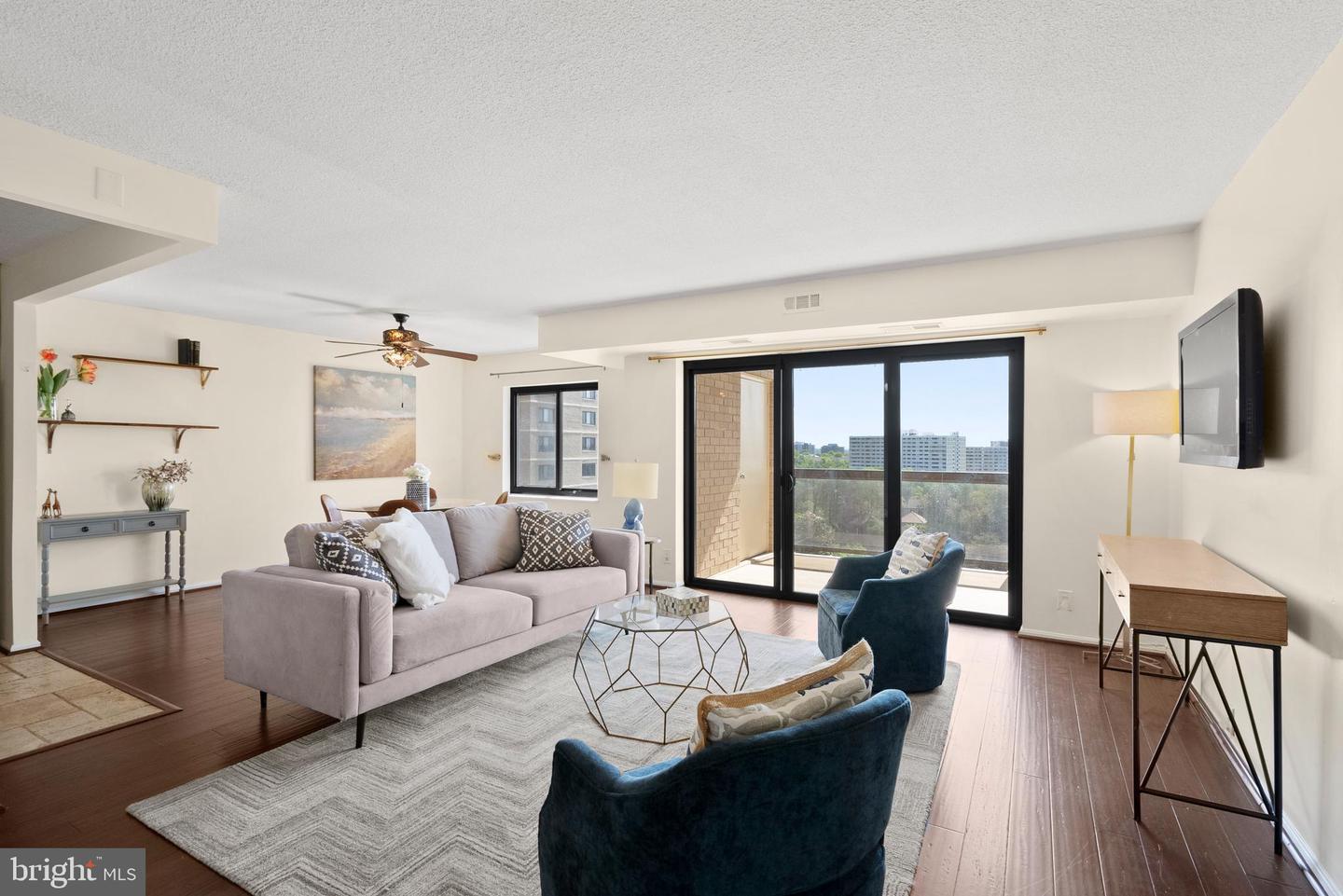 307 YOAKUM PKWY #821, ALEXANDRIA, Virginia 22304, 2 Bedrooms Bedrooms, ,2 BathroomsBathrooms,Residential,For sale,307 YOAKUM PKWY #821,VAAX2045046 MLS # VAAX2045046