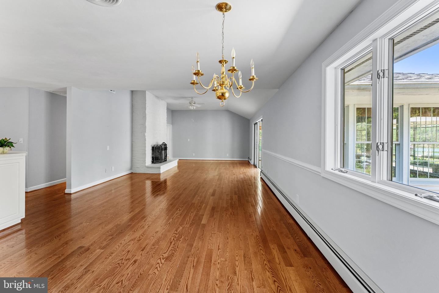 189 VALE LN, LANCASTER, Virginia 22503, 3 Bedrooms Bedrooms, 9 Rooms Rooms,3 BathroomsBathrooms,Residential,For sale,189 VALE LN,VALV2000794 MLS # VALV2000794