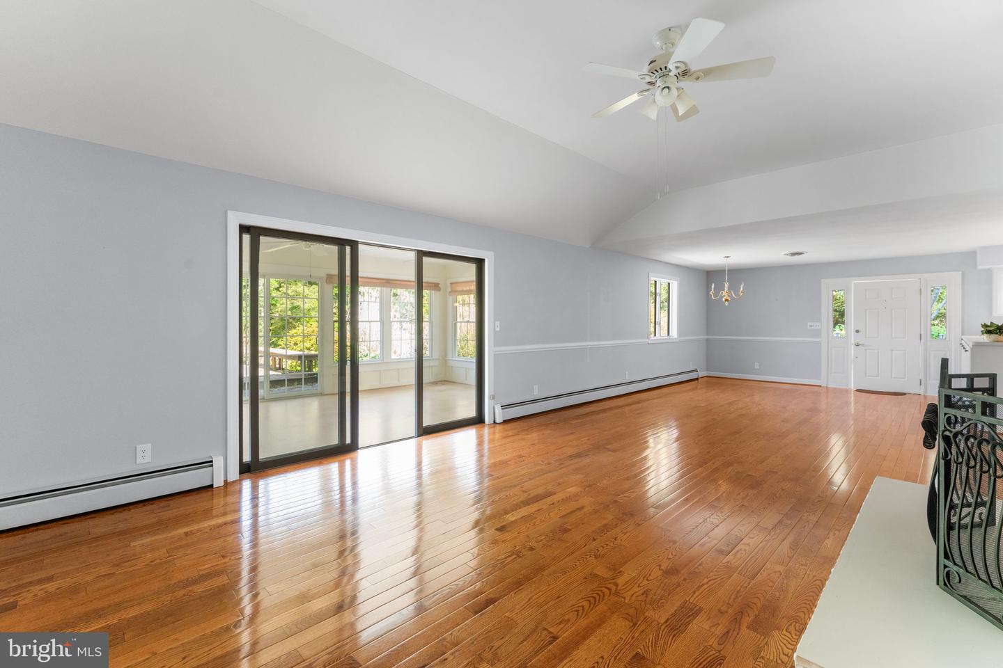 189 VALE LN, LANCASTER, Virginia 22503, 3 Bedrooms Bedrooms, 9 Rooms Rooms,3 BathroomsBathrooms,Residential,For sale,189 VALE LN,VALV2000794 MLS # VALV2000794