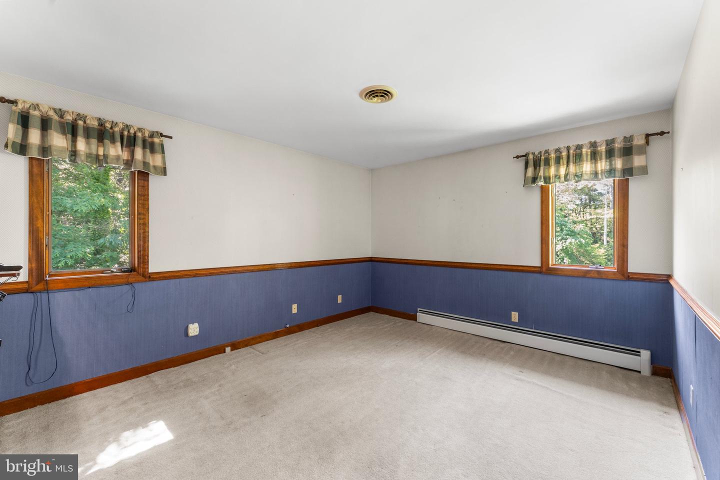 189 VALE LN, LANCASTER, Virginia 22503, 3 Bedrooms Bedrooms, 9 Rooms Rooms,3 BathroomsBathrooms,Residential,For sale,189 VALE LN,VALV2000794 MLS # VALV2000794