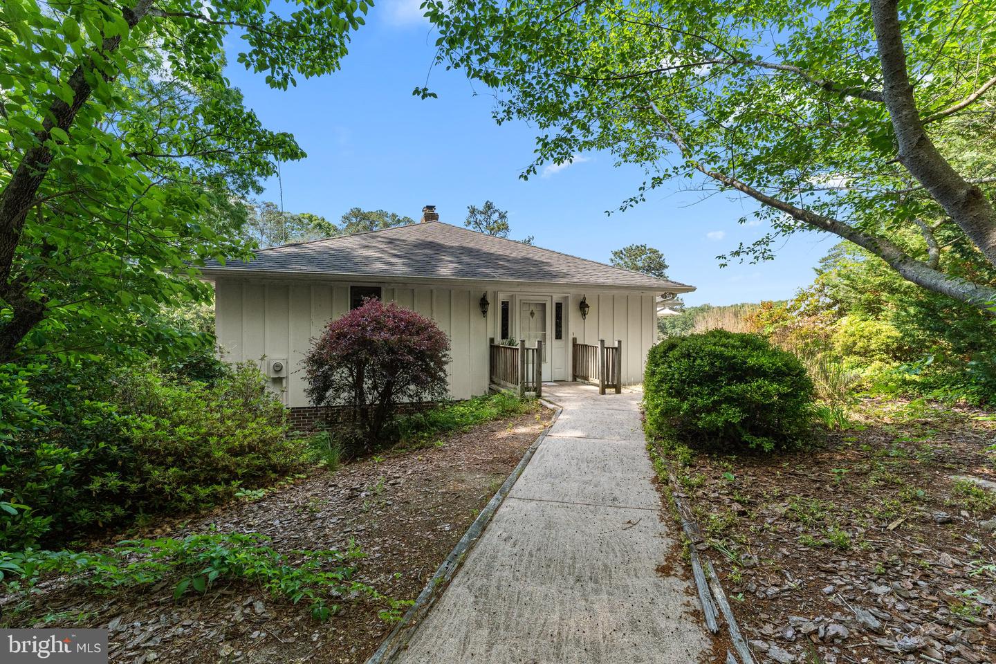 189 VALE LN, LANCASTER, Virginia 22503, 3 Bedrooms Bedrooms, 9 Rooms Rooms,3 BathroomsBathrooms,Residential,For sale,189 VALE LN,VALV2000794 MLS # VALV2000794