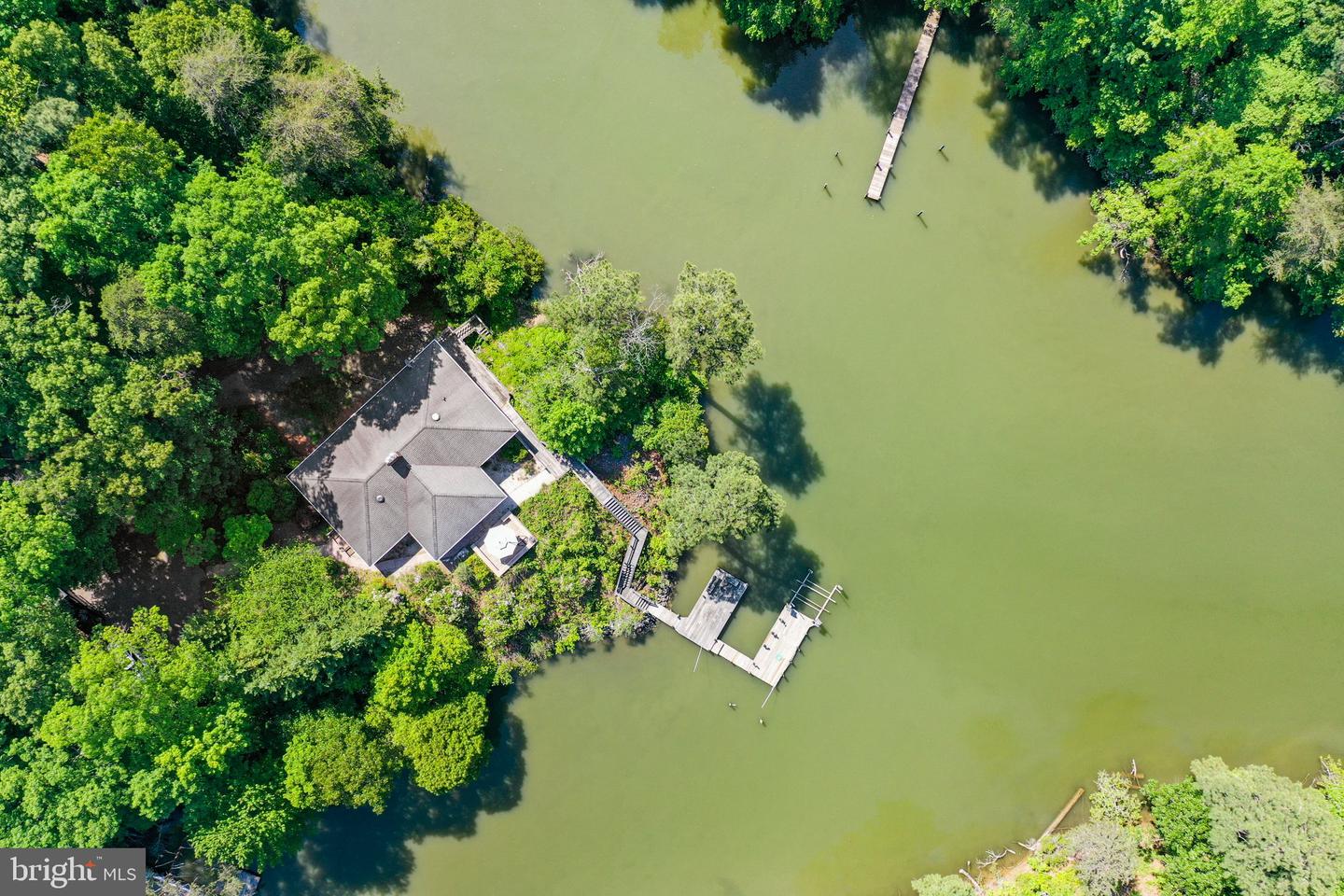 189 VALE LN, LANCASTER, Virginia 22503, 3 Bedrooms Bedrooms, 9 Rooms Rooms,3 BathroomsBathrooms,Residential,For sale,189 VALE LN,VALV2000794 MLS # VALV2000794