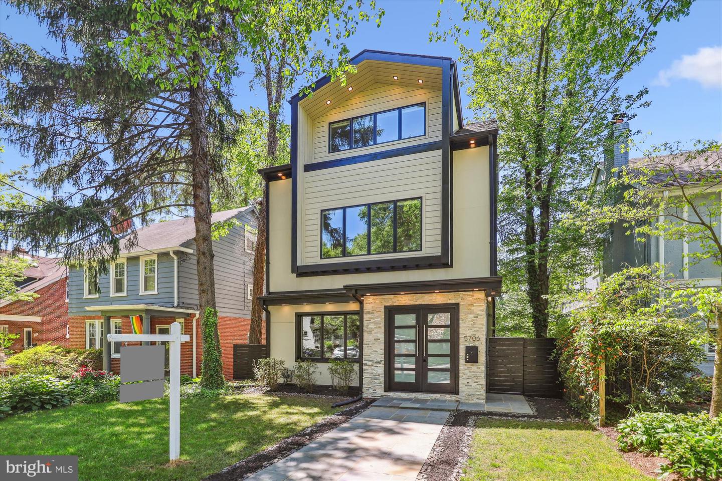 5706 NEVADA AVE NW, WASHINGTON, District Of Columbia 20015, 6 Bedrooms Bedrooms, ,4 BathroomsBathrooms,Residential,For sale,5706 NEVADA AVE NW,DCDC2199686 MLS # DCDC2199686