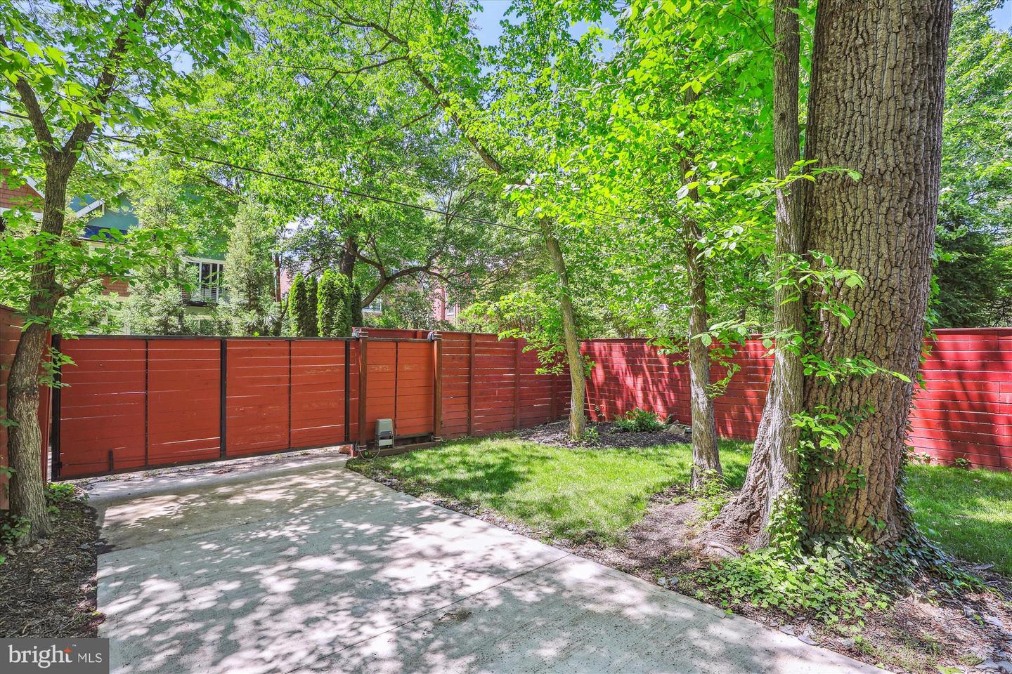 5706 NEVADA AVE NW, WASHINGTON, District Of Columbia 20015, 6 Bedrooms Bedrooms, ,4 BathroomsBathrooms,Residential,For sale,5706 NEVADA AVE NW,DCDC2199686 MLS # DCDC2199686