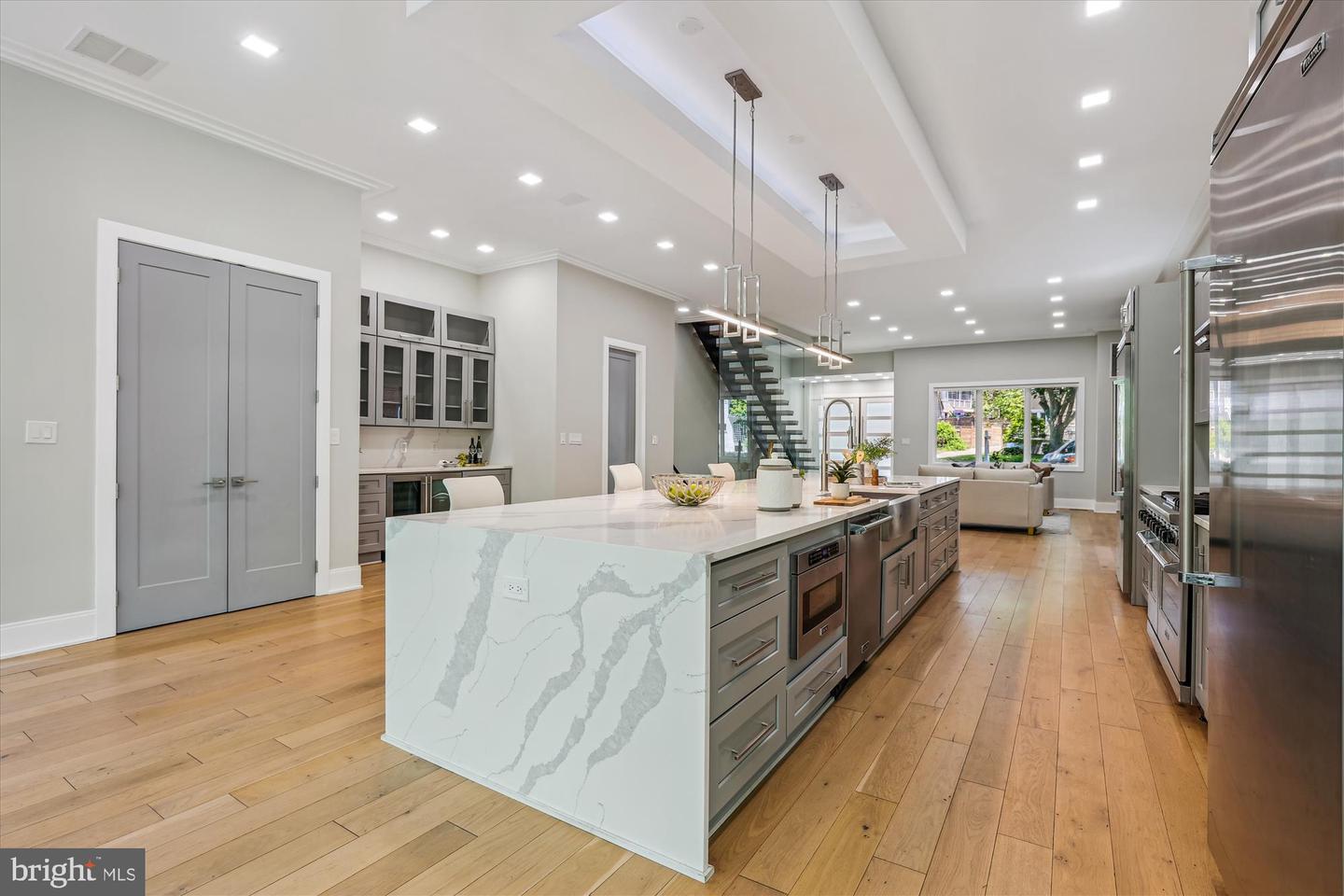 5706 NEVADA AVE NW, WASHINGTON, District Of Columbia 20015, 6 Bedrooms Bedrooms, ,4 BathroomsBathrooms,Residential,For sale,5706 NEVADA AVE NW,DCDC2199686 MLS # DCDC2199686