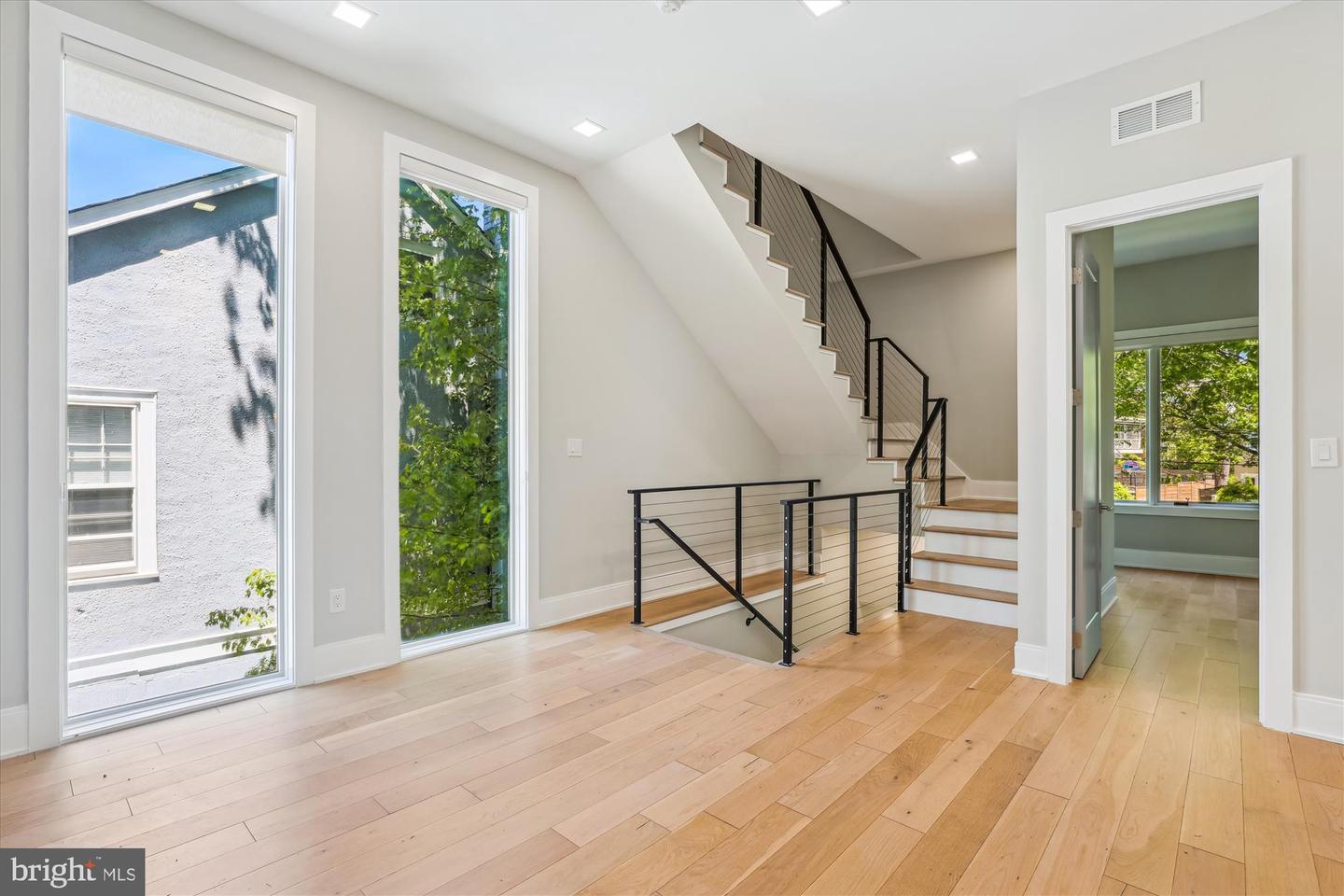 5706 NEVADA AVE NW, WASHINGTON, District Of Columbia 20015, 6 Bedrooms Bedrooms, ,4 BathroomsBathrooms,Residential,For sale,5706 NEVADA AVE NW,DCDC2199686 MLS # DCDC2199686