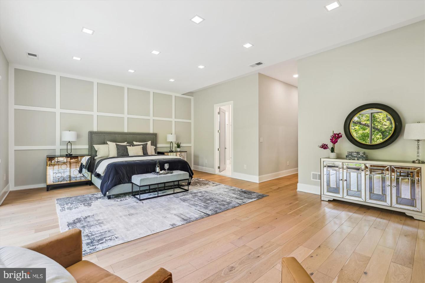 5706 NEVADA AVE NW, WASHINGTON, District Of Columbia 20015, 6 Bedrooms Bedrooms, ,4 BathroomsBathrooms,Residential,For sale,5706 NEVADA AVE NW,DCDC2199686 MLS # DCDC2199686