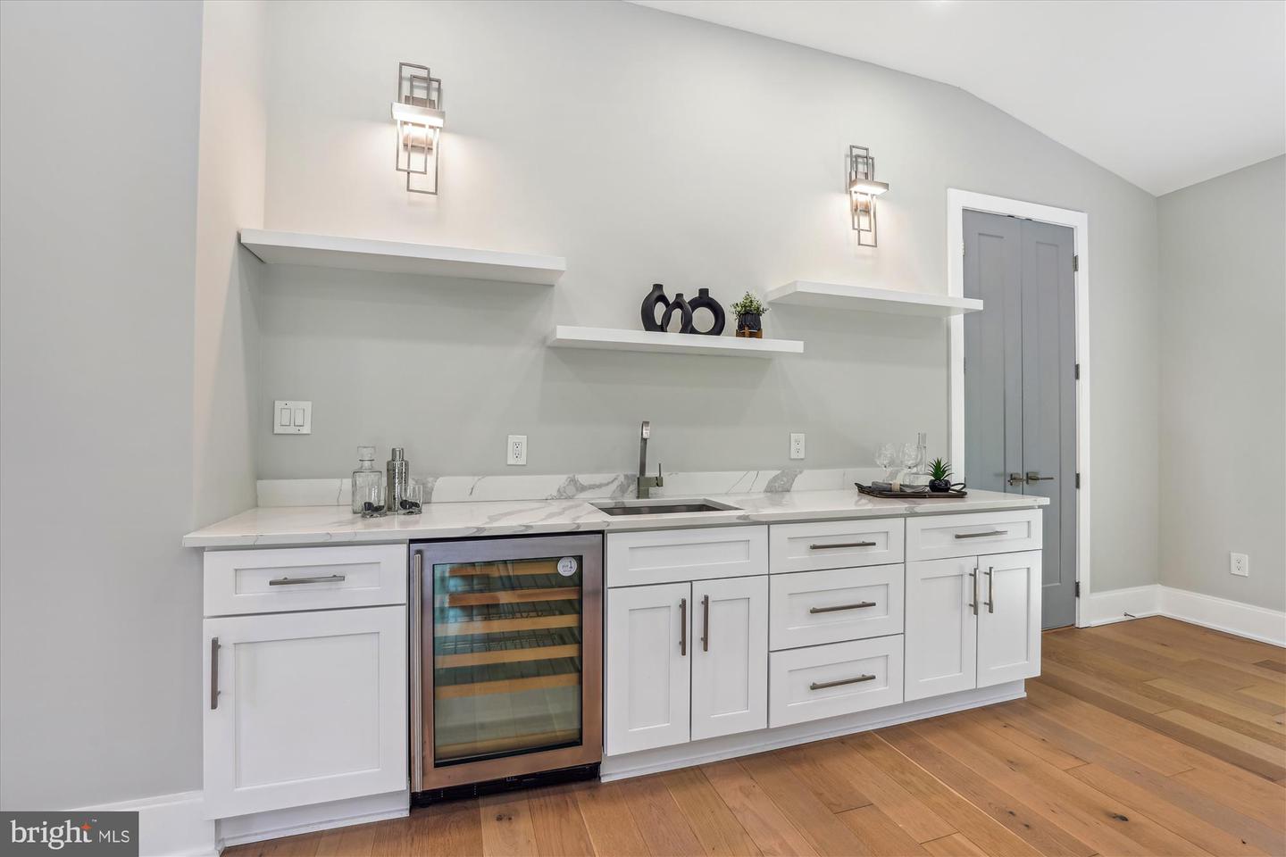 5706 NEVADA AVE NW, WASHINGTON, District Of Columbia 20015, 6 Bedrooms Bedrooms, ,4 BathroomsBathrooms,Residential,For sale,5706 NEVADA AVE NW,DCDC2199686 MLS # DCDC2199686