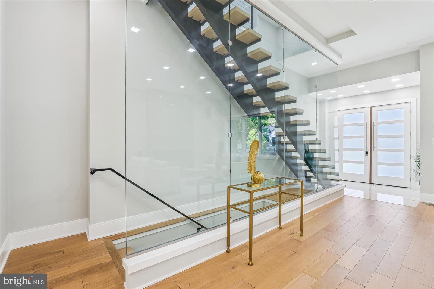 5706 NEVADA AVE NW, WASHINGTON, District Of Columbia 20015, 6 Bedrooms Bedrooms, ,4 BathroomsBathrooms,Residential,For sale,5706 NEVADA AVE NW,DCDC2199686 MLS # DCDC2199686