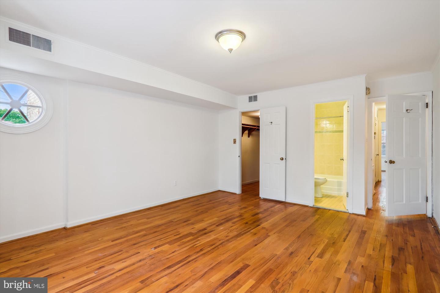3749 1/2 KANAWHA ST NW, WASHINGTON, District Of Columbia 20015, 3 Bedrooms Bedrooms, ,3 BathroomsBathrooms,Residential,For sale,3749 1/2 KANAWHA ST NW,DCDC2199864 MLS # DCDC2199864
