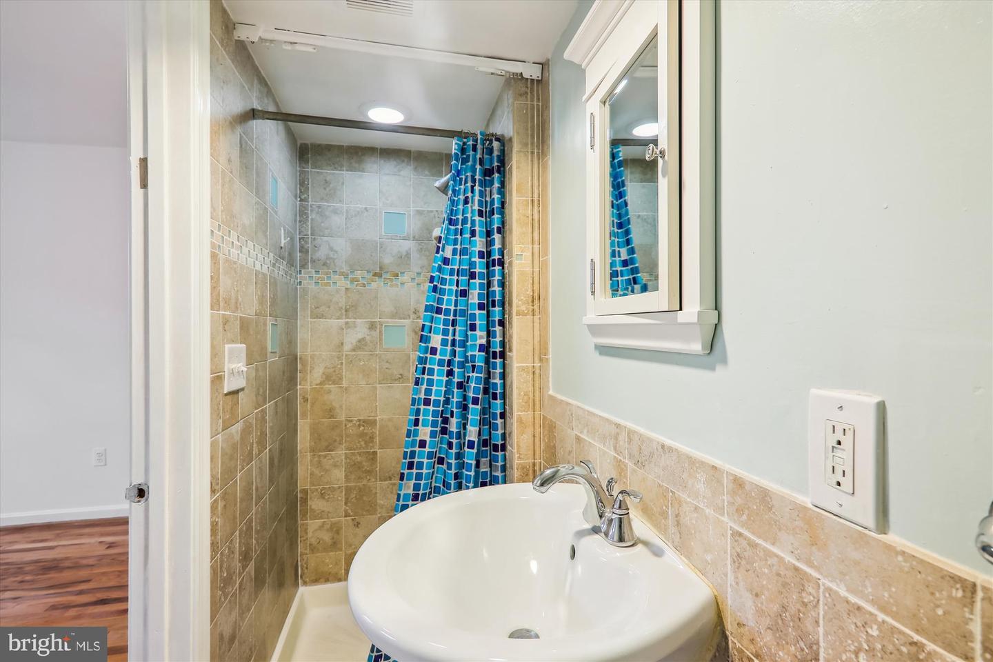 3749 1/2 KANAWHA ST NW, WASHINGTON, District Of Columbia 20015, 3 Bedrooms Bedrooms, ,3 BathroomsBathrooms,Residential,For sale,3749 1/2 KANAWHA ST NW,DCDC2199864 MLS # DCDC2199864