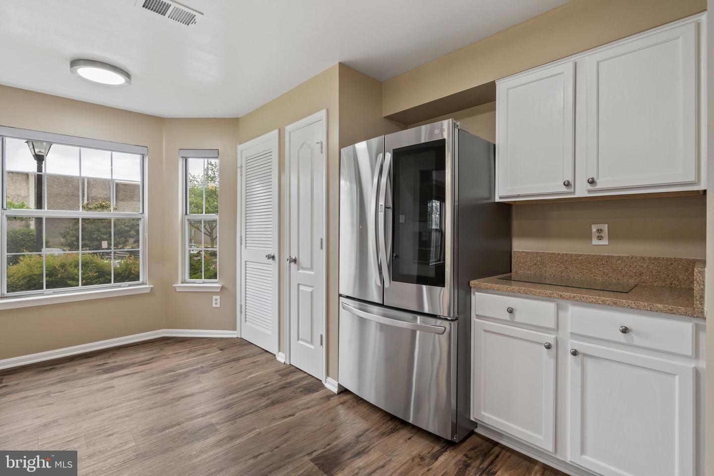 5632 WILLOUGHBY NEWTON DR #11, CENTREVILLE, Virginia 20120, 2 Bedrooms Bedrooms, ,2 BathroomsBathrooms,Residential,For sale,5632 WILLOUGHBY NEWTON DR #11,VAFX2240252 MLS # VAFX2240252