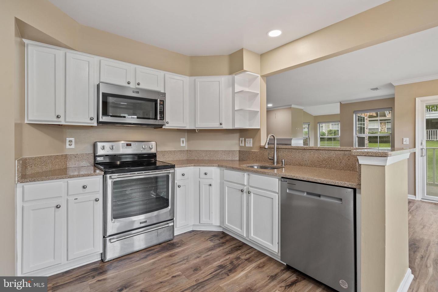 5632 WILLOUGHBY NEWTON DR #11, CENTREVILLE, Virginia 20120, 2 Bedrooms Bedrooms, ,2 BathroomsBathrooms,Residential,For sale,5632 WILLOUGHBY NEWTON DR #11,VAFX2240252 MLS # VAFX2240252