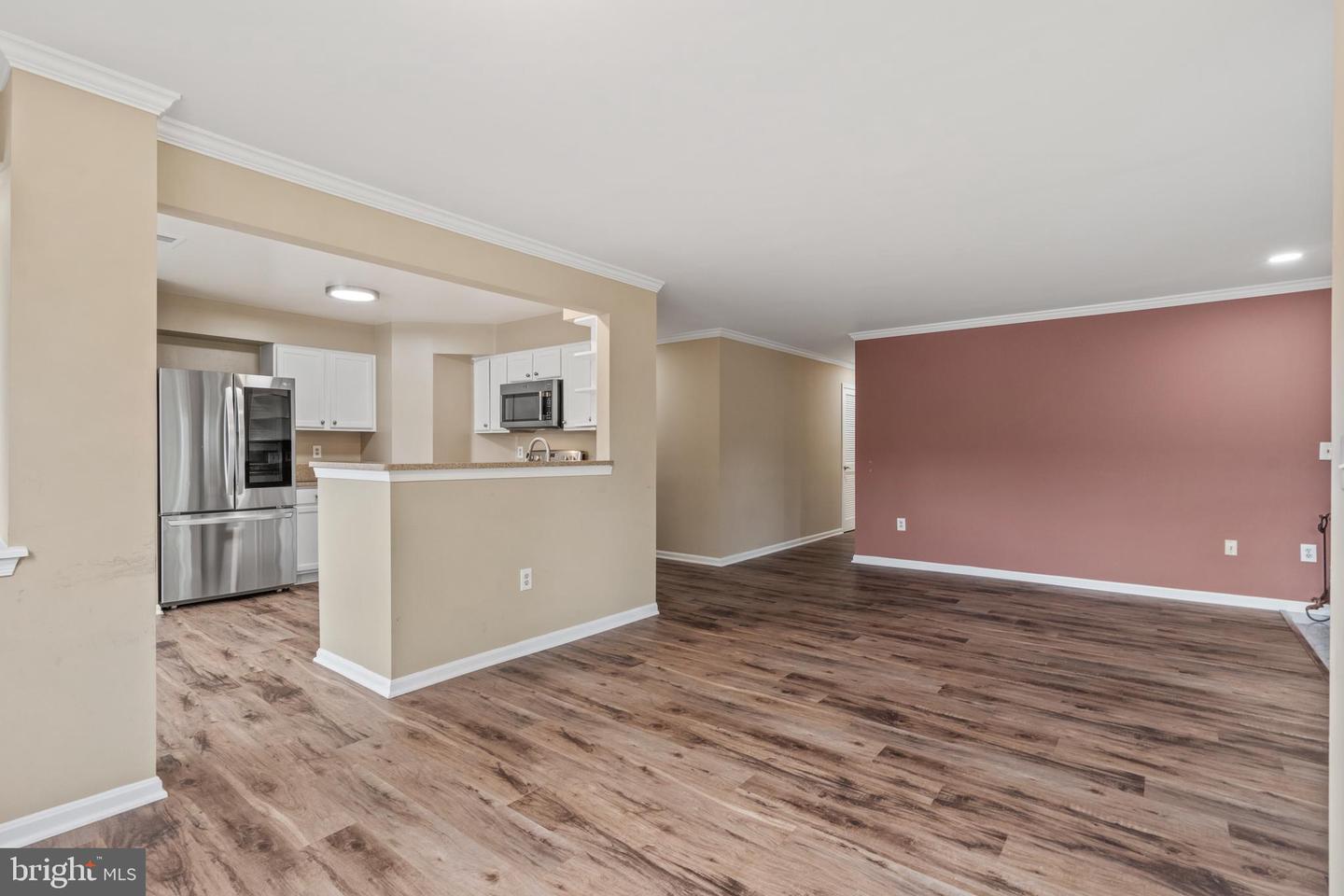 5632 WILLOUGHBY NEWTON DR #11, CENTREVILLE, Virginia 20120, 2 Bedrooms Bedrooms, ,2 BathroomsBathrooms,Residential,For sale,5632 WILLOUGHBY NEWTON DR #11,VAFX2240252 MLS # VAFX2240252