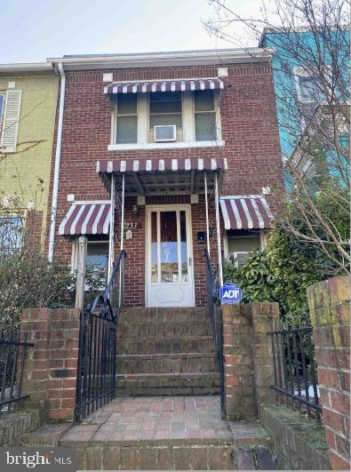 233 CROMWELL TER NE, WASHINGTON, District Of Columbia 20002, 3 Bedrooms Bedrooms, ,1 BathroomBathrooms,Residential,For sale,233 CROMWELL TER NE,DCDC2200222 MLS # DCDC2200222