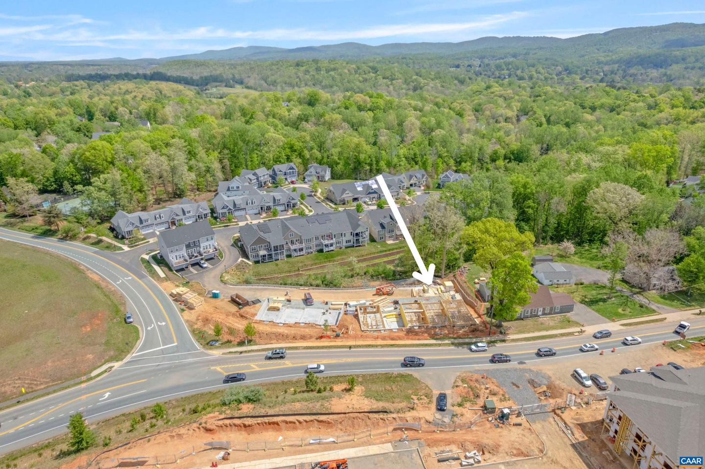 5024 LINDLEY LN, CHARLOTTESVILLE, Virginia 22901, 3 Bedrooms Bedrooms, ,2 BathroomsBathrooms,Residential,For sale,5024 LINDLEY LN,664438 MLS # 664438