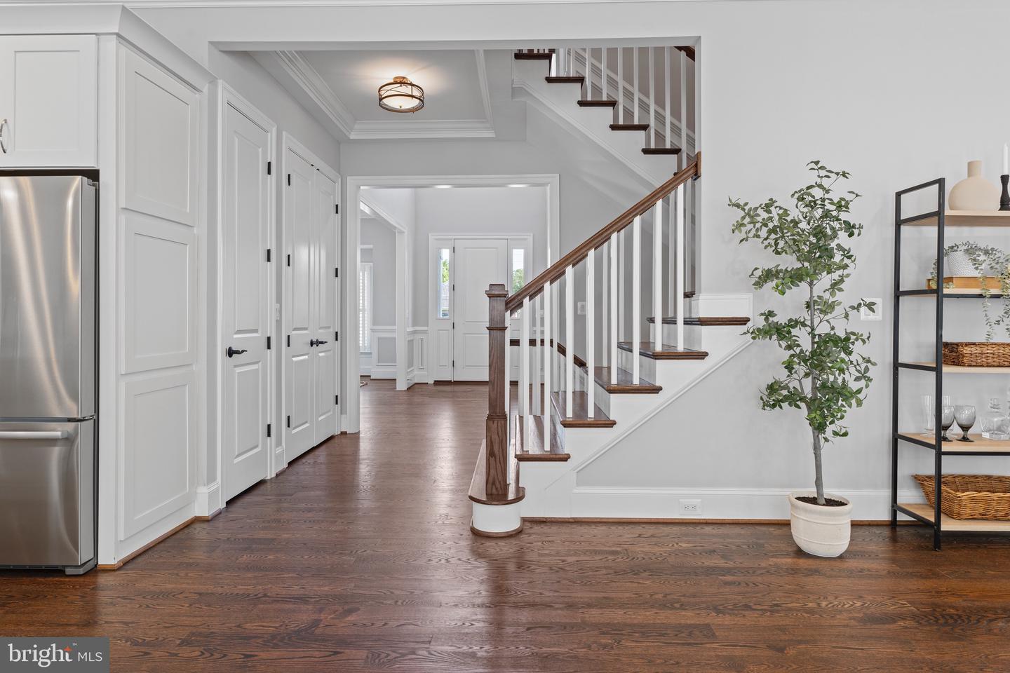 7606 LEONARD DR, FALLS CHURCH, Virginia 22043, 5 Bedrooms Bedrooms, ,5 BathroomsBathrooms,Residential,For sale,7606 LEONARD DR,VAFX2240466 MLS # VAFX2240466
