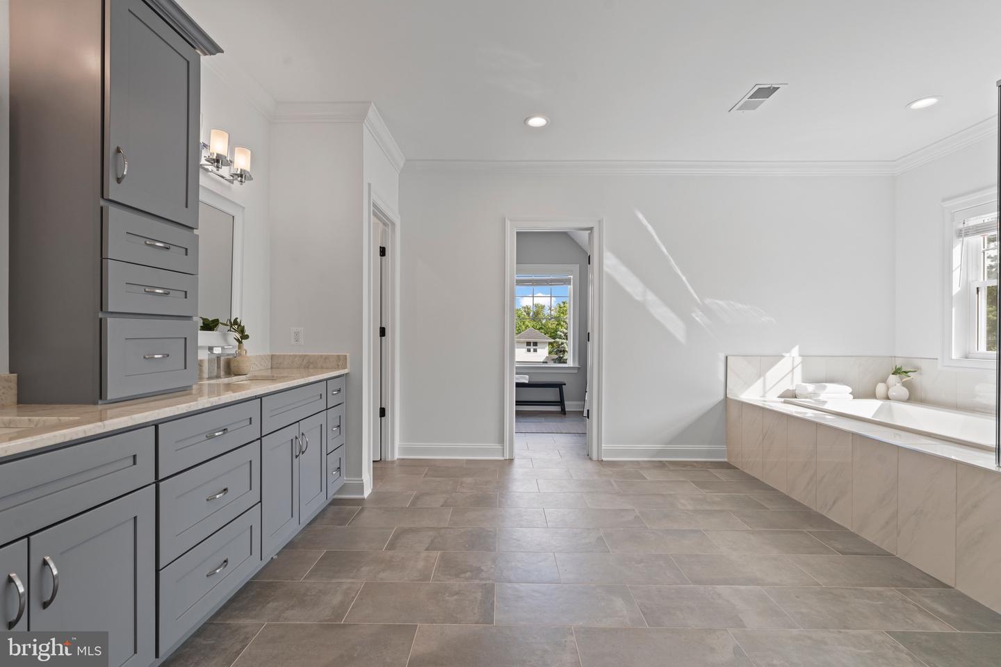 7606 LEONARD DR, FALLS CHURCH, Virginia 22043, 5 Bedrooms Bedrooms, ,5 BathroomsBathrooms,Residential,For sale,7606 LEONARD DR,VAFX2240466 MLS # VAFX2240466