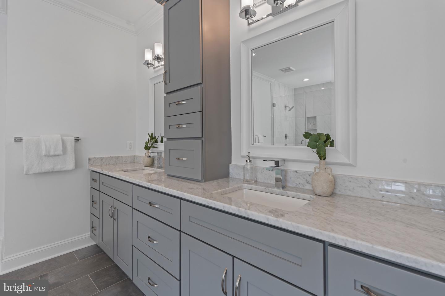 7606 LEONARD DR, FALLS CHURCH, Virginia 22043, 5 Bedrooms Bedrooms, ,5 BathroomsBathrooms,Residential,For sale,7606 LEONARD DR,VAFX2240466 MLS # VAFX2240466