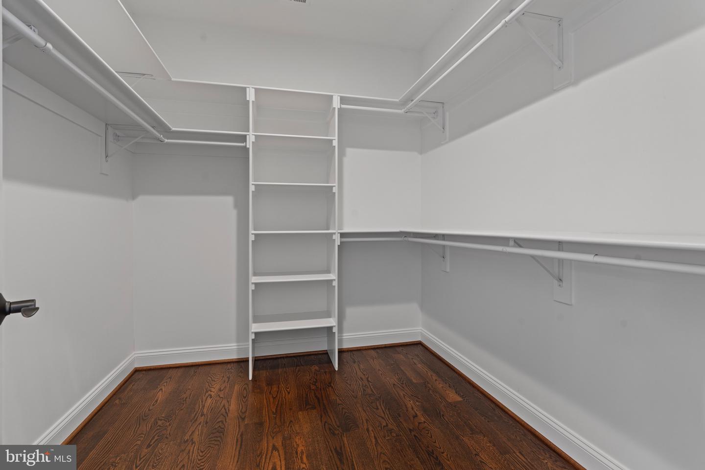 7606 LEONARD DR, FALLS CHURCH, Virginia 22043, 5 Bedrooms Bedrooms, ,5 BathroomsBathrooms,Residential,For sale,7606 LEONARD DR,VAFX2240466 MLS # VAFX2240466