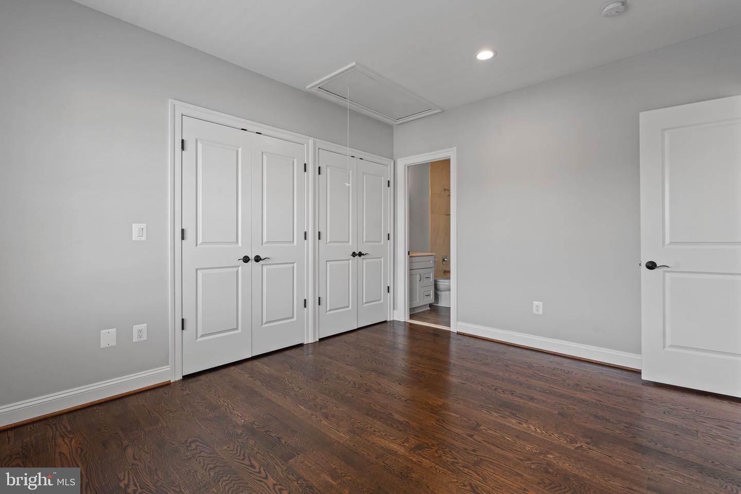 7606 LEONARD DR, FALLS CHURCH, Virginia 22043, 5 Bedrooms Bedrooms, ,5 BathroomsBathrooms,Residential,For sale,7606 LEONARD DR,VAFX2240466 MLS # VAFX2240466