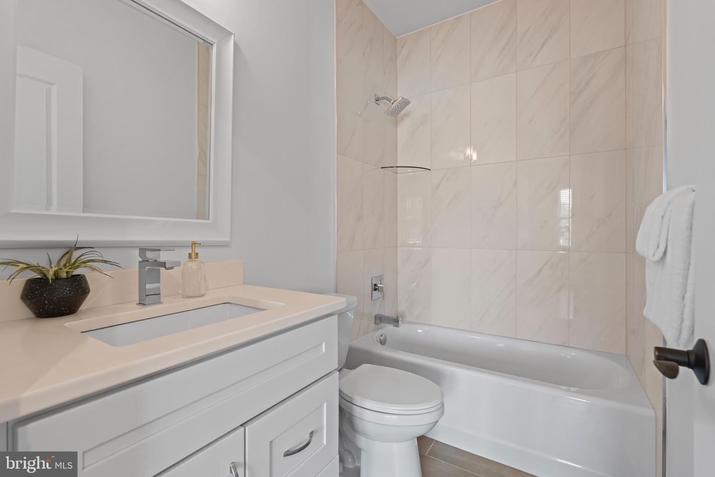 7606 LEONARD DR, FALLS CHURCH, Virginia 22043, 5 Bedrooms Bedrooms, ,5 BathroomsBathrooms,Residential,For sale,7606 LEONARD DR,VAFX2240466 MLS # VAFX2240466
