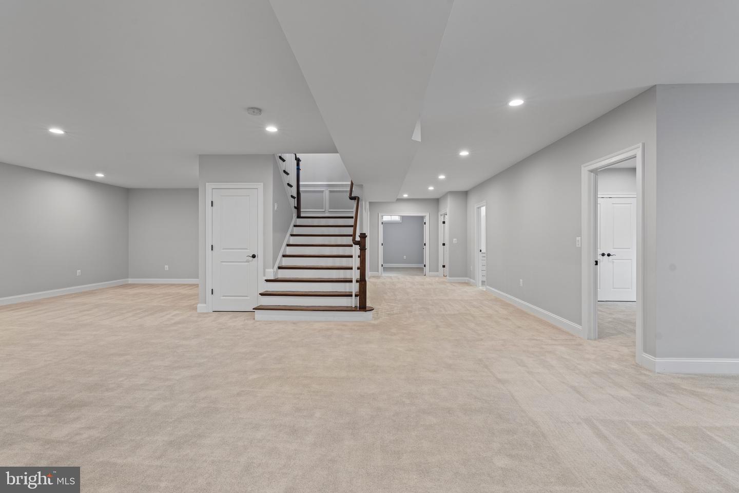 7606 LEONARD DR, FALLS CHURCH, Virginia 22043, 5 Bedrooms Bedrooms, ,5 BathroomsBathrooms,Residential,For sale,7606 LEONARD DR,VAFX2240466 MLS # VAFX2240466