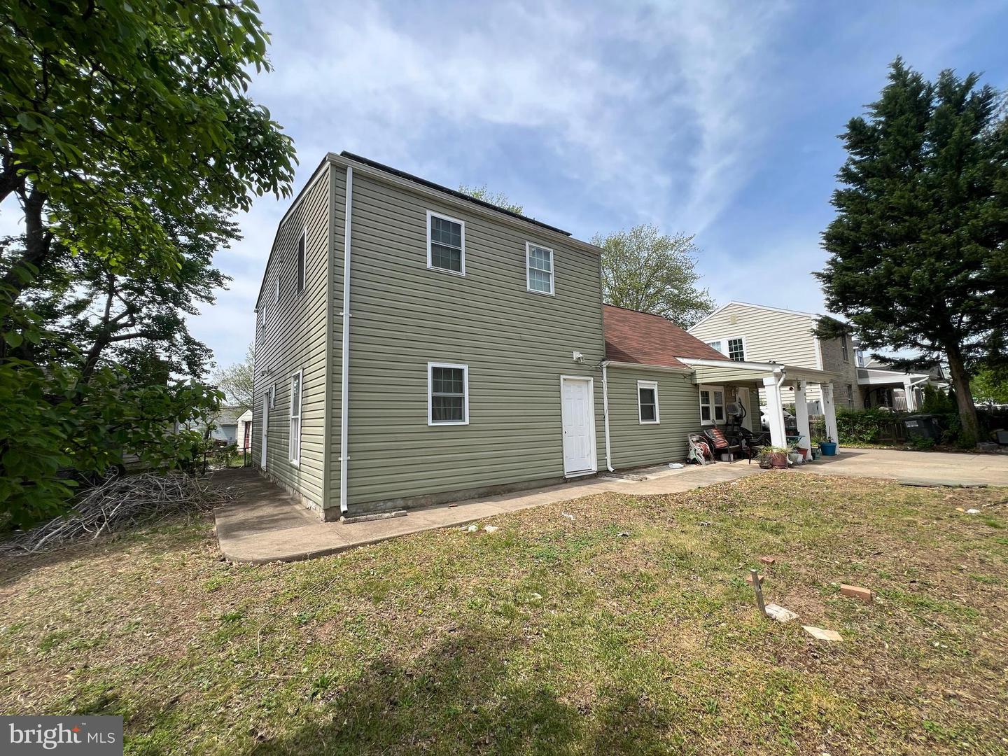 144 SCOTT DR, MANASSAS PARK, Virginia 20111, 6 Bedrooms Bedrooms, ,3 BathroomsBathrooms,Residential,For sale,144 SCOTT DR,VAMP2003028 MLS # VAMP2003028