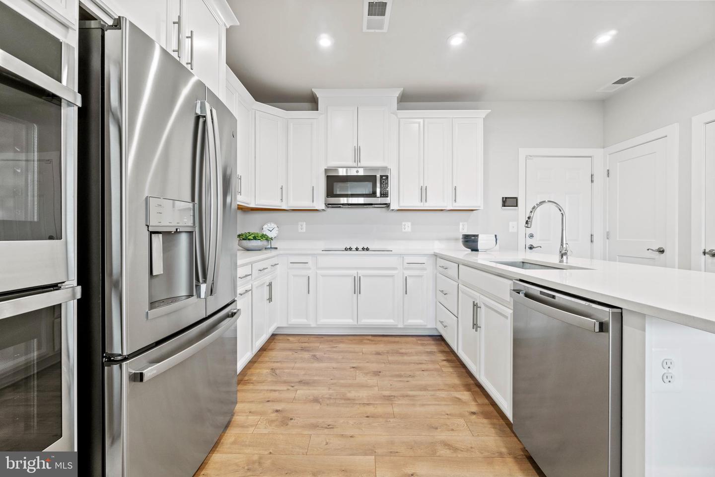 1208A FREEMAN PL, MANASSAS PARK, Virginia 20111, 3 Bedrooms Bedrooms, ,2 BathroomsBathrooms,Residential,For sale,1208A FREEMAN PL,VAPW2094546 MLS # VAPW2094546