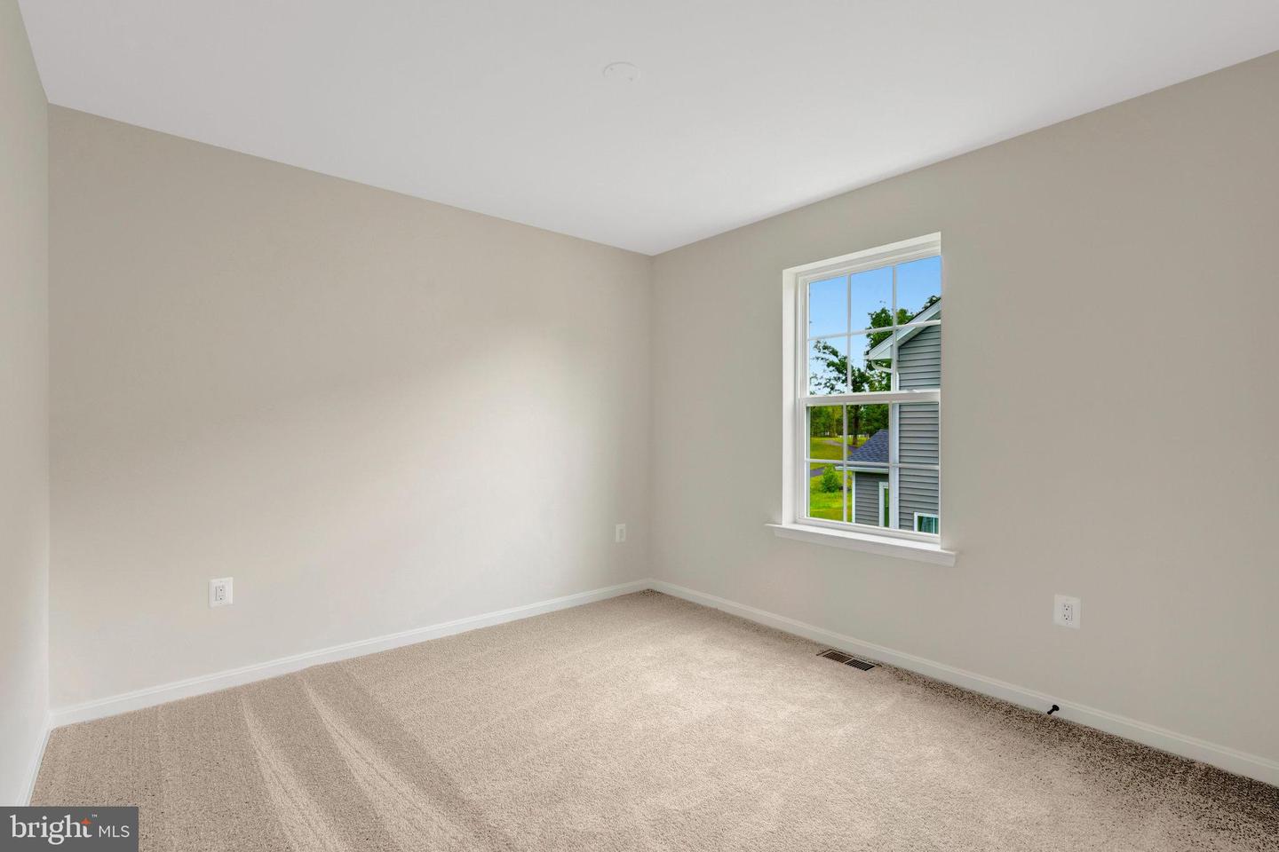 2076 SPRINGVALE DR, BEALETON, Virginia 22712, 4 Bedrooms Bedrooms, ,3 BathroomsBathrooms,Residential,For sale,2076 SPRINGVALE DR,VAFQ2016624 MLS # VAFQ2016624