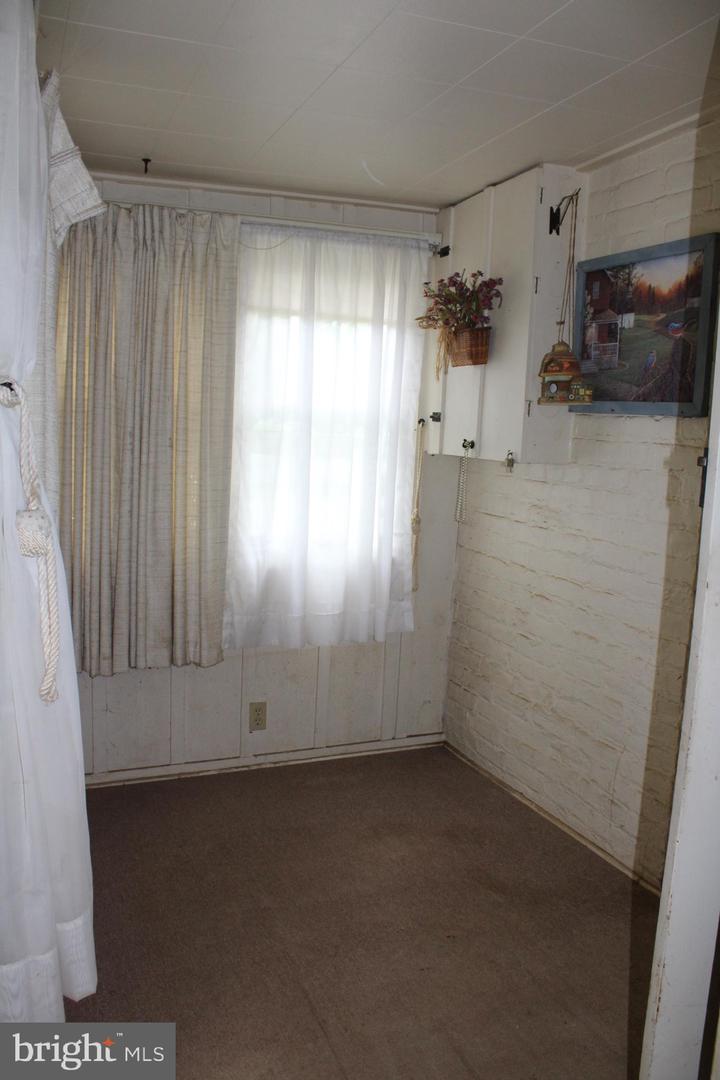 8030 CHURCH ST, MIDDLETOWN, Virginia 22645, 3 Bedrooms Bedrooms, ,1 BathroomBathrooms,Residential,For sale,8030 CHURCH ST,VAFV2034120 MLS # VAFV2034120