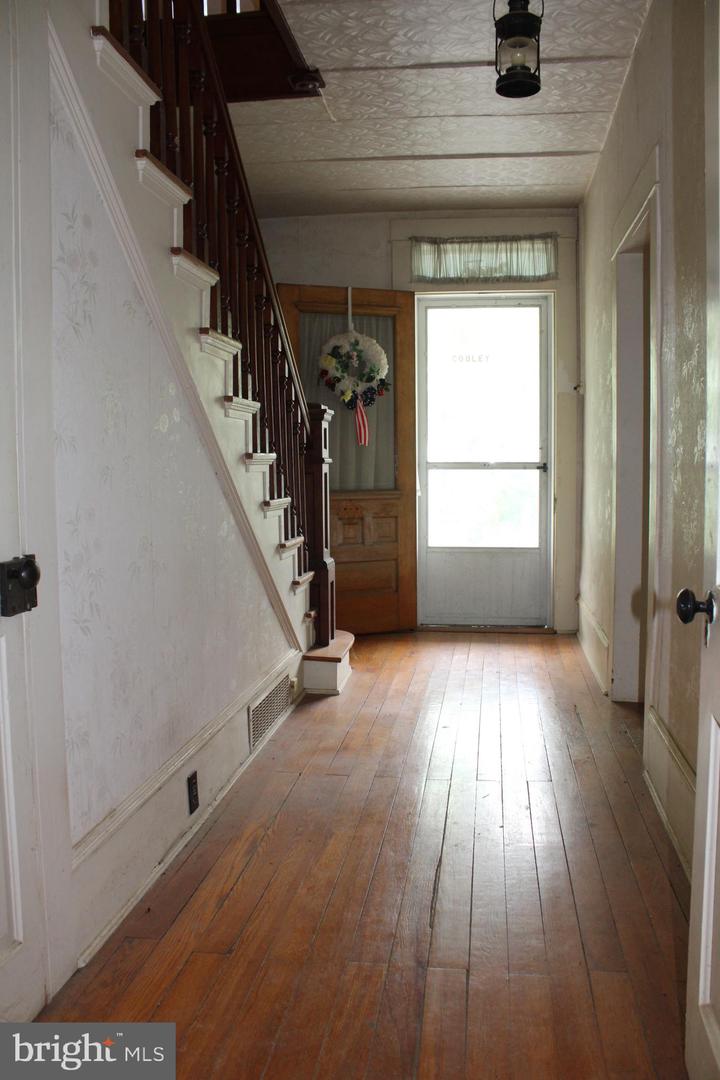 8030 CHURCH ST, MIDDLETOWN, Virginia 22645, 3 Bedrooms Bedrooms, ,1 BathroomBathrooms,Residential,For sale,8030 CHURCH ST,VAFV2034120 MLS # VAFV2034120