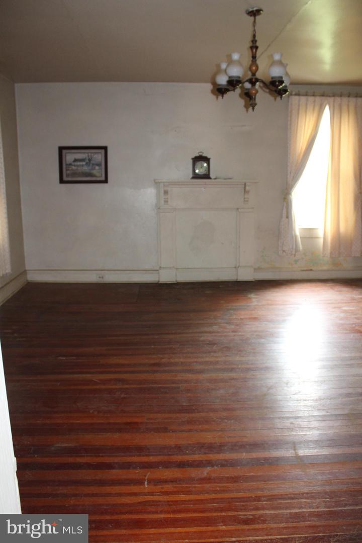 8030 CHURCH ST, MIDDLETOWN, Virginia 22645, 3 Bedrooms Bedrooms, ,1 BathroomBathrooms,Residential,For sale,8030 CHURCH ST,VAFV2034120 MLS # VAFV2034120