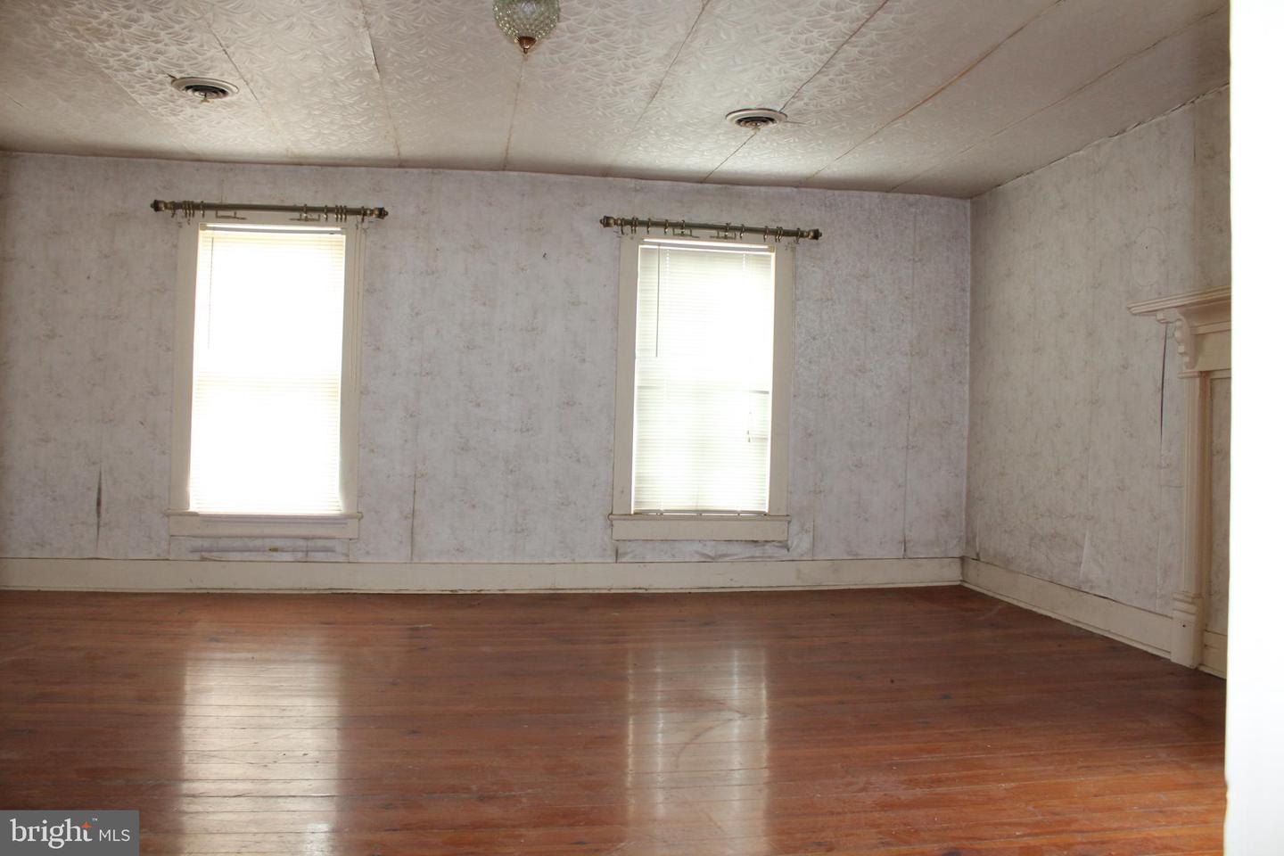 8030 CHURCH ST, MIDDLETOWN, Virginia 22645, 3 Bedrooms Bedrooms, ,1 BathroomBathrooms,Residential,For sale,8030 CHURCH ST,VAFV2034120 MLS # VAFV2034120