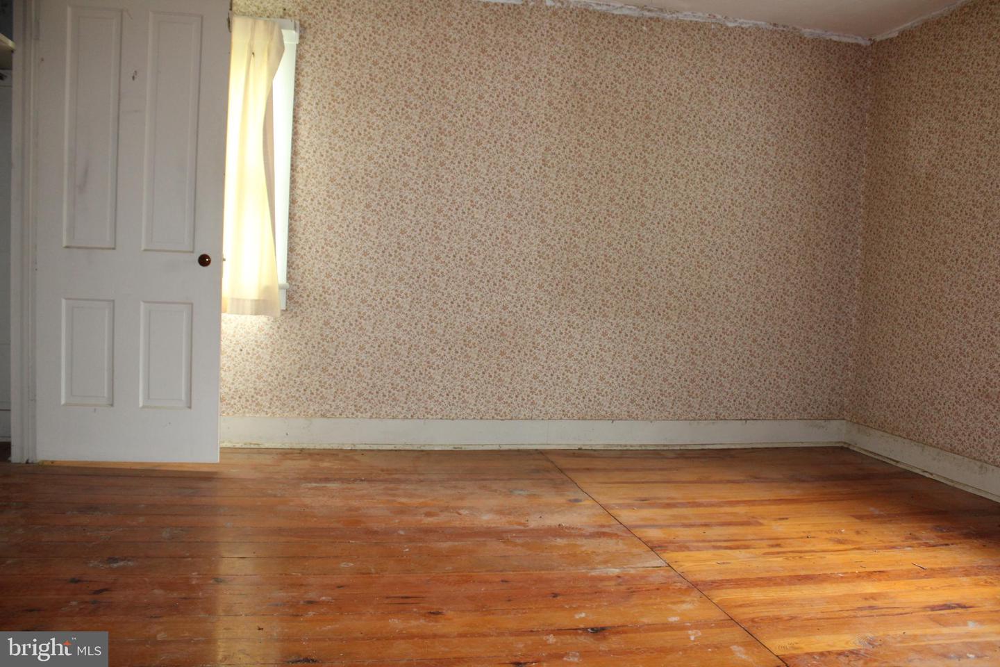8030 CHURCH ST, MIDDLETOWN, Virginia 22645, 3 Bedrooms Bedrooms, ,1 BathroomBathrooms,Residential,For sale,8030 CHURCH ST,VAFV2034120 MLS # VAFV2034120