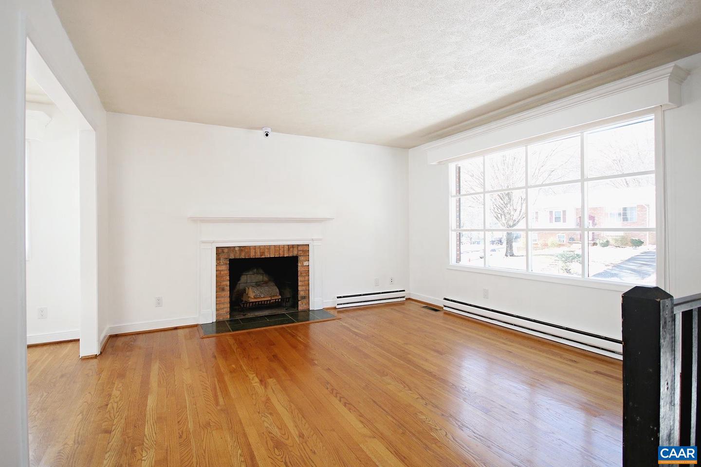 1024 COTTONWOOD RD, CHARLOTTESVILLE, Virginia 22901, 4 Bedrooms Bedrooms, ,2 BathroomsBathrooms,Residential,For sale,1024 COTTONWOOD RD,664453 MLS # 664453