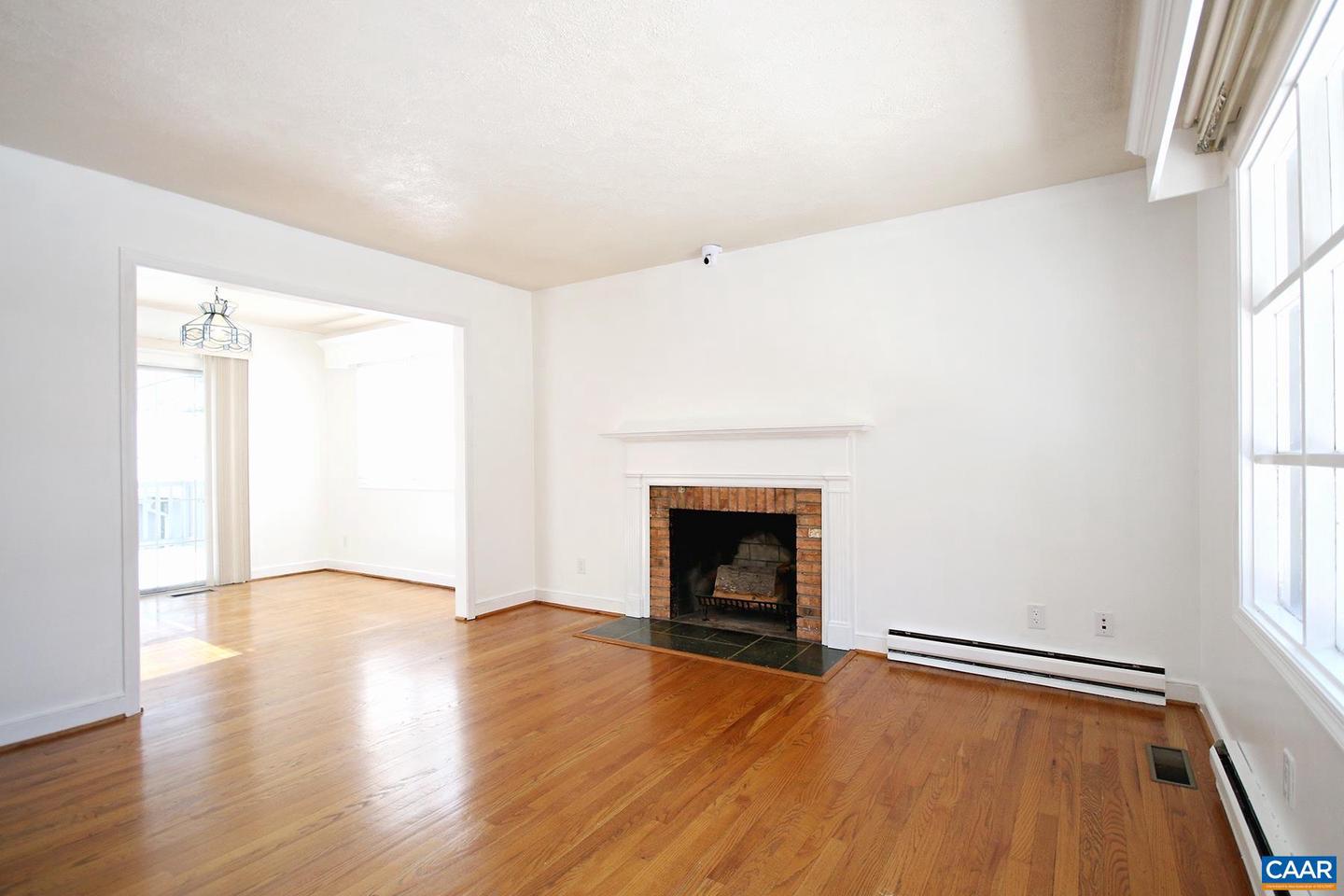 1024 COTTONWOOD RD, CHARLOTTESVILLE, Virginia 22901, 4 Bedrooms Bedrooms, ,2 BathroomsBathrooms,Residential,For sale,1024 COTTONWOOD RD,664453 MLS # 664453