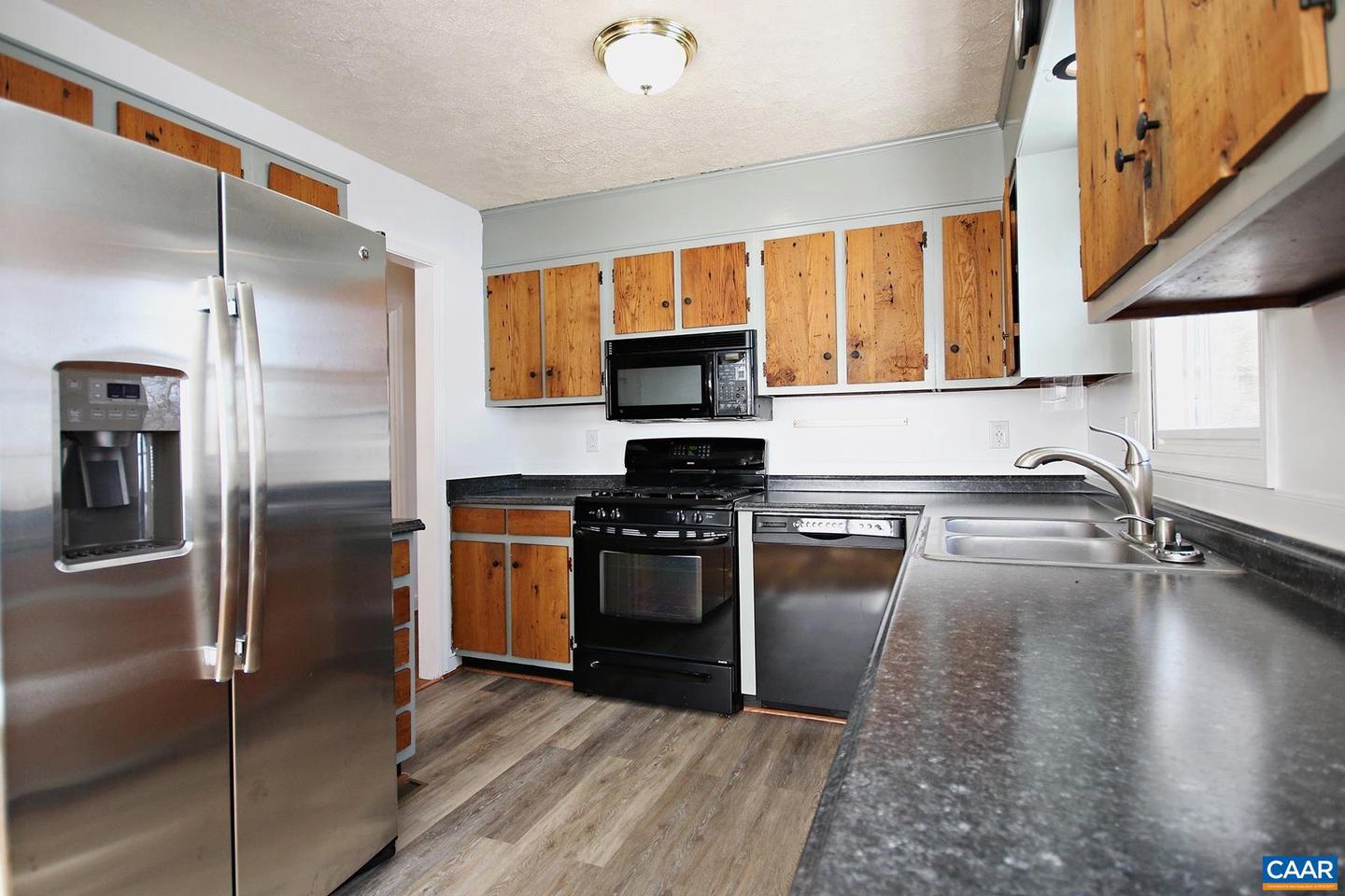1024 COTTONWOOD RD, CHARLOTTESVILLE, Virginia 22901, 4 Bedrooms Bedrooms, ,2 BathroomsBathrooms,Residential,For sale,1024 COTTONWOOD RD,664453 MLS # 664453