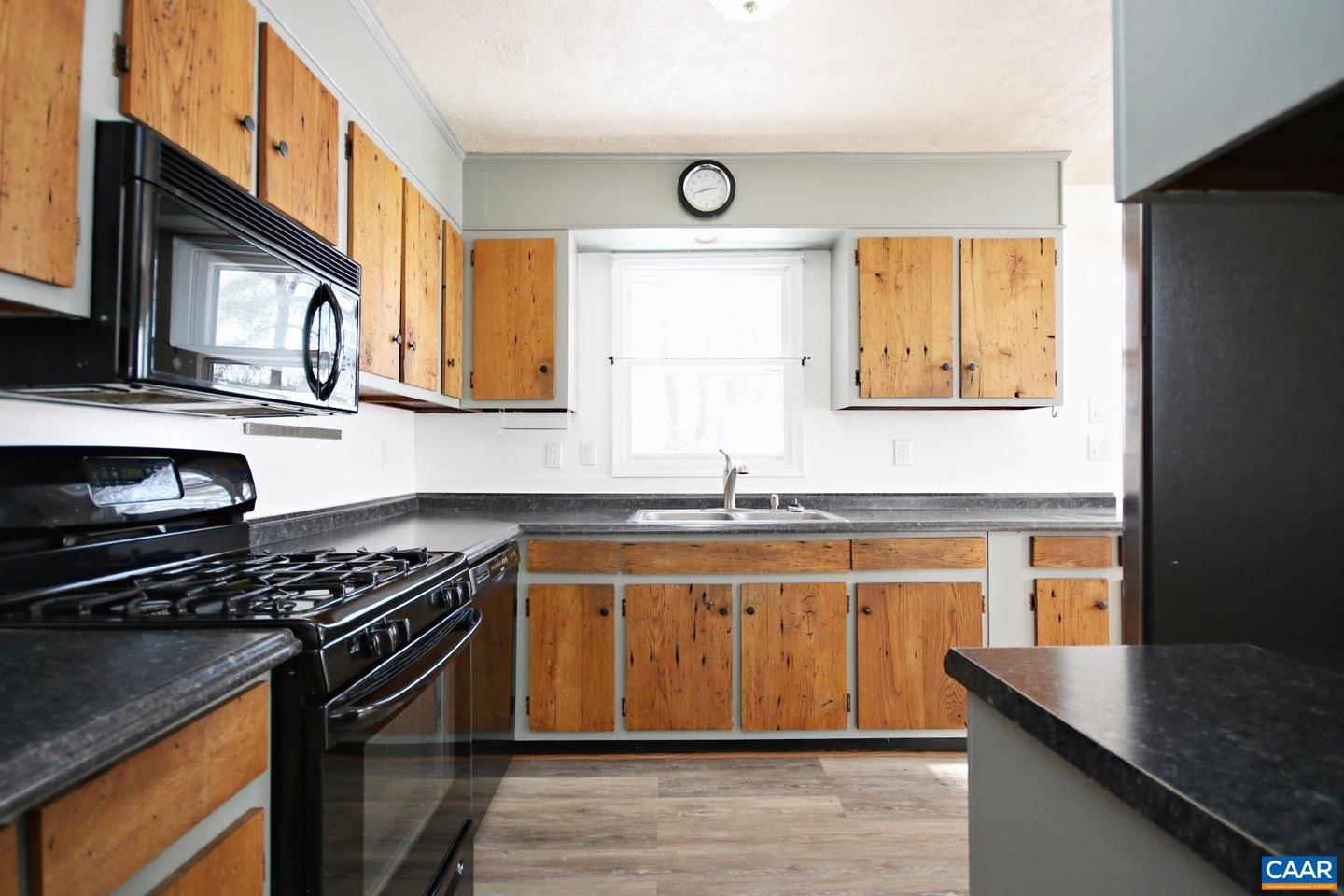 1024 COTTONWOOD RD, CHARLOTTESVILLE, Virginia 22901, 4 Bedrooms Bedrooms, ,2 BathroomsBathrooms,Residential,For sale,1024 COTTONWOOD RD,664453 MLS # 664453