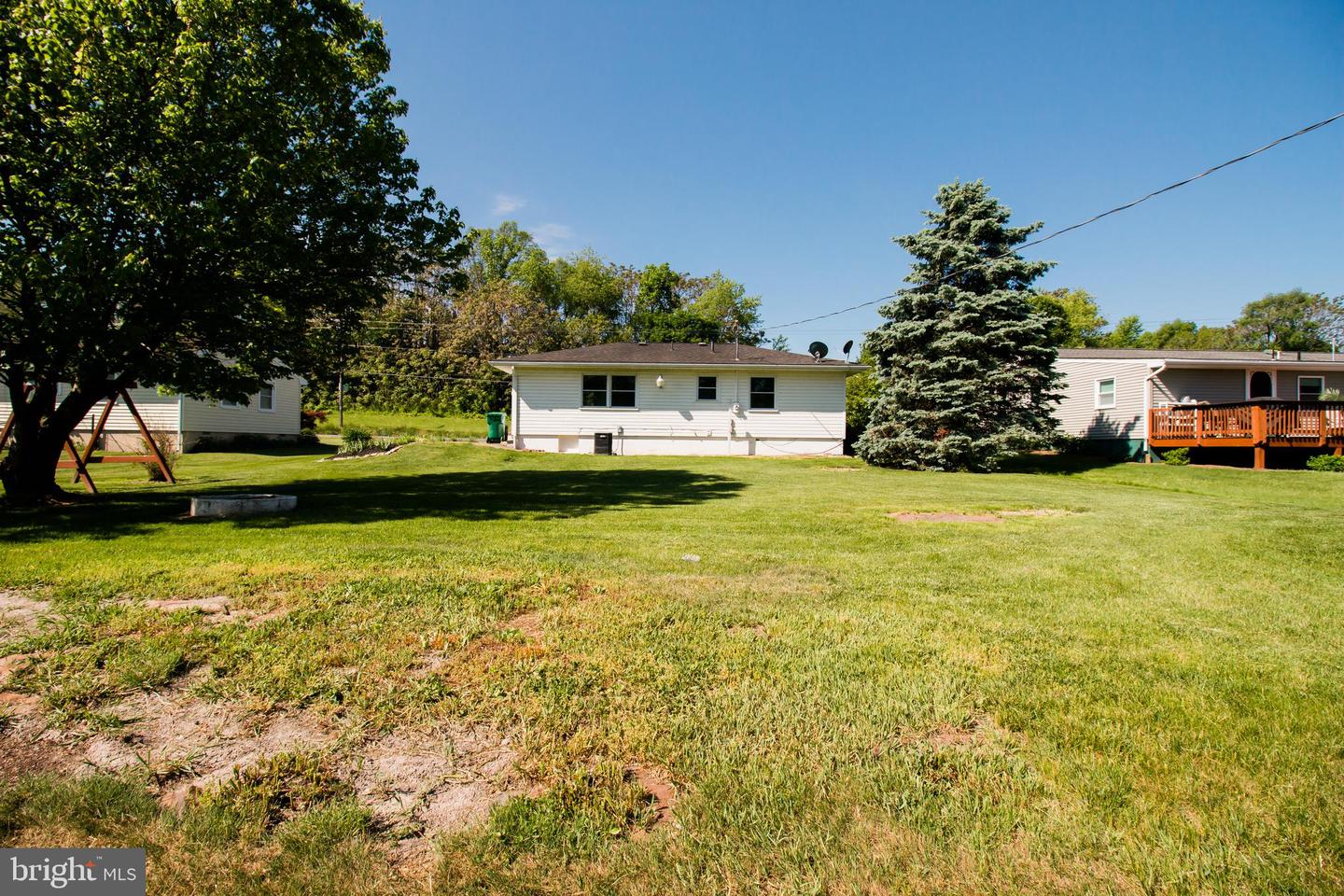 349 MAPLE AVE, TIMBERVILLE, Virginia 22853, 3 Bedrooms Bedrooms, ,1 BathroomBathrooms,Residential,For sale,349 MAPLE AVE,VARO2002292 MLS # VARO2002292