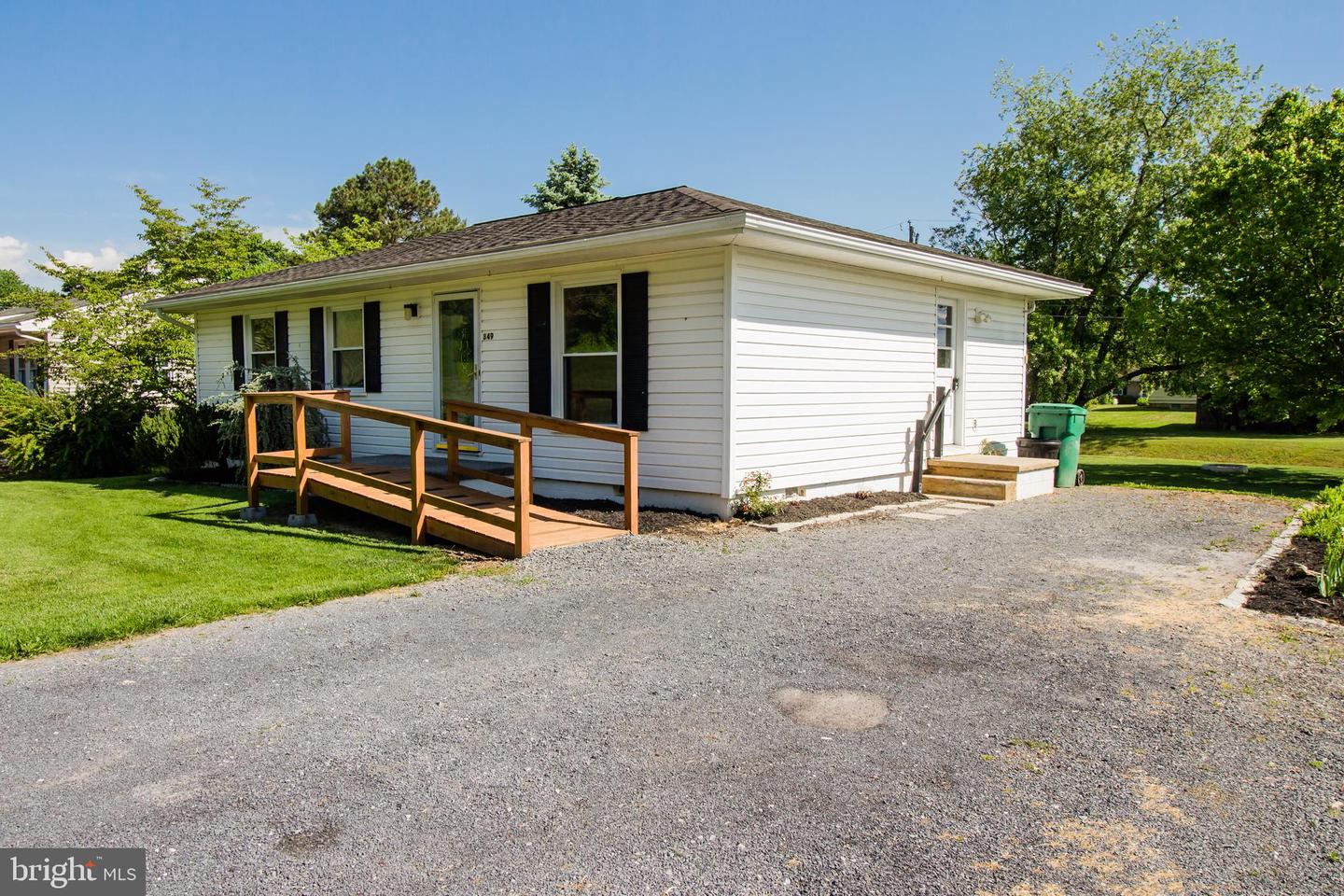 349 MAPLE AVE, TIMBERVILLE, Virginia 22853, 3 Bedrooms Bedrooms, ,1 BathroomBathrooms,Residential,For sale,349 MAPLE AVE,VARO2002292 MLS # VARO2002292