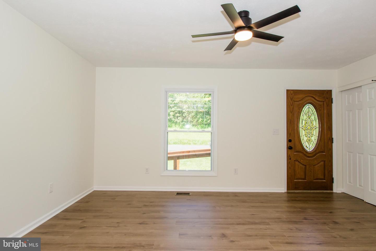 349 MAPLE AVE, TIMBERVILLE, Virginia 22853, 3 Bedrooms Bedrooms, ,1 BathroomBathrooms,Residential,For sale,349 MAPLE AVE,VARO2002292 MLS # VARO2002292