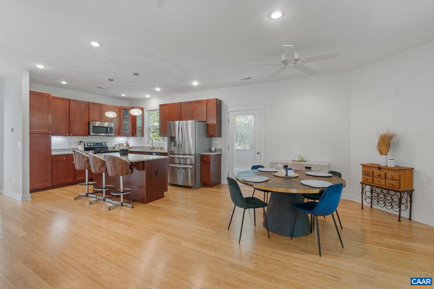 1393 WILLOW LAKE RD, CHARLOTTESVILLE, Virginia 22902, 5 Bedrooms Bedrooms, ,4 BathroomsBathrooms,Residential,For sale,1393 WILLOW LAKE RD,664454 MLS # 664454