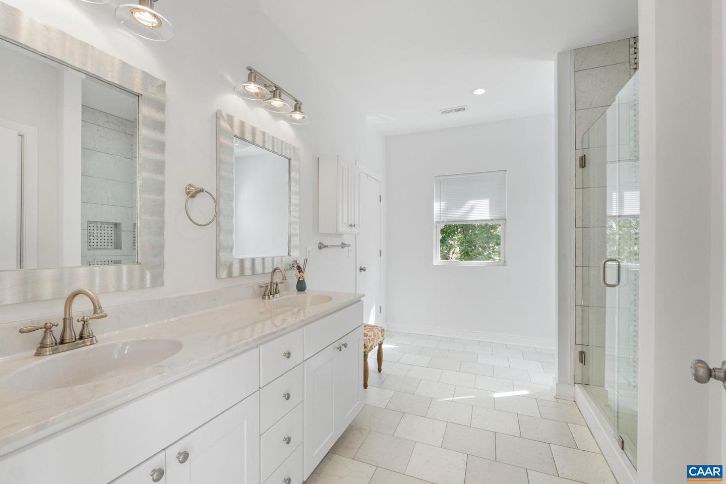 1393 WILLOW LAKE RD, CHARLOTTESVILLE, Virginia 22902, 5 Bedrooms Bedrooms, ,4 BathroomsBathrooms,Residential,For sale,1393 WILLOW LAKE RD,664454 MLS # 664454
