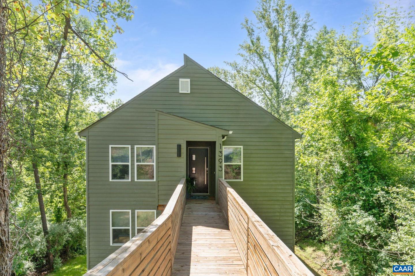 1393 WILLOW LAKE RD, CHARLOTTESVILLE, Virginia 22902, 5 Bedrooms Bedrooms, ,4 BathroomsBathrooms,Residential,For sale,1393 WILLOW LAKE RD,664454 MLS # 664454