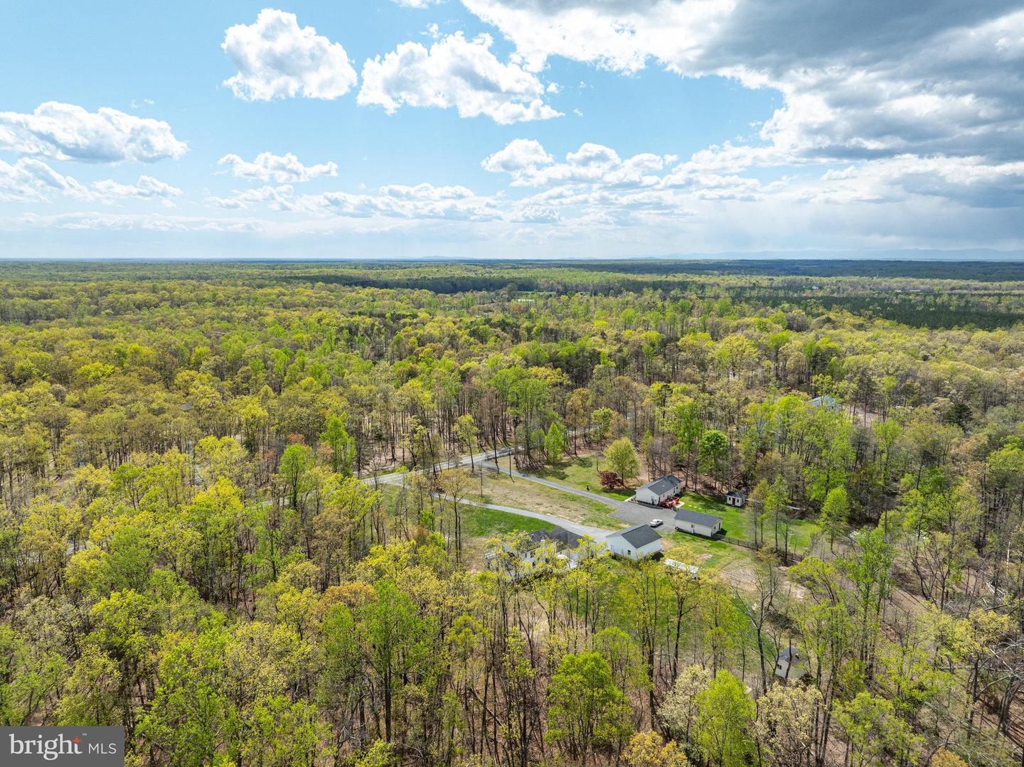 1456 AQUIA RD, MIDLAND, Virginia 22728, 5 Bedrooms Bedrooms, ,4 BathroomsBathrooms,Residential,For sale,1456 AQUIA RD,VAFQ2016628 MLS # VAFQ2016628