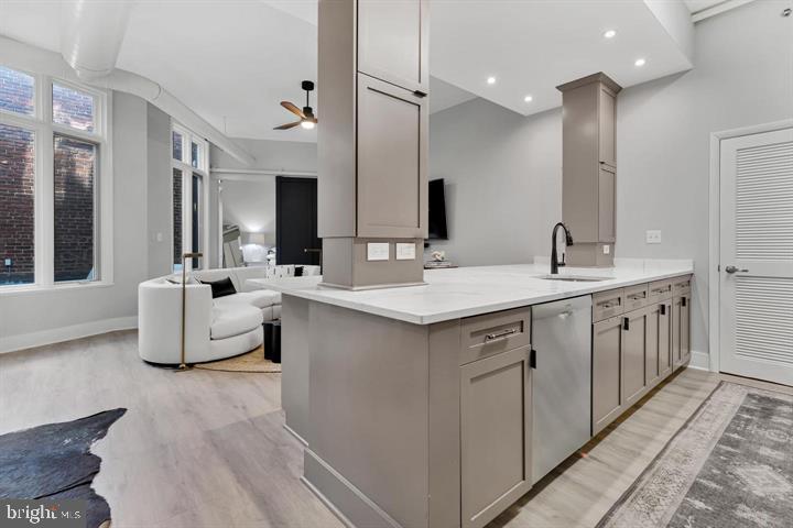 1700 KALORAMA RD NW #310, WASHINGTON, District Of Columbia 20009, 3 Bedrooms Bedrooms, ,2 BathroomsBathrooms,Residential,For sale,1700 KALORAMA RD NW #310,DCDC2200396 MLS # DCDC2200396