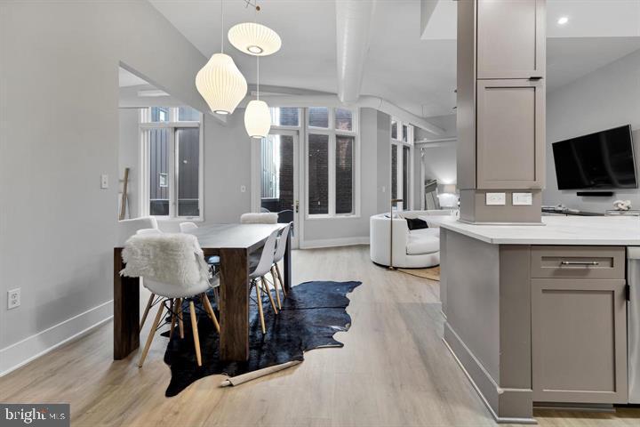 1700 KALORAMA RD NW #310, WASHINGTON, District Of Columbia 20009, 3 Bedrooms Bedrooms, ,2 BathroomsBathrooms,Residential,For sale,1700 KALORAMA RD NW #310,DCDC2200396 MLS # DCDC2200396
