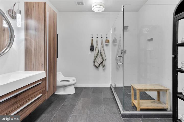 1700 KALORAMA RD NW #310, WASHINGTON, District Of Columbia 20009, 3 Bedrooms Bedrooms, ,2 BathroomsBathrooms,Residential,For sale,1700 KALORAMA RD NW #310,DCDC2200396 MLS # DCDC2200396