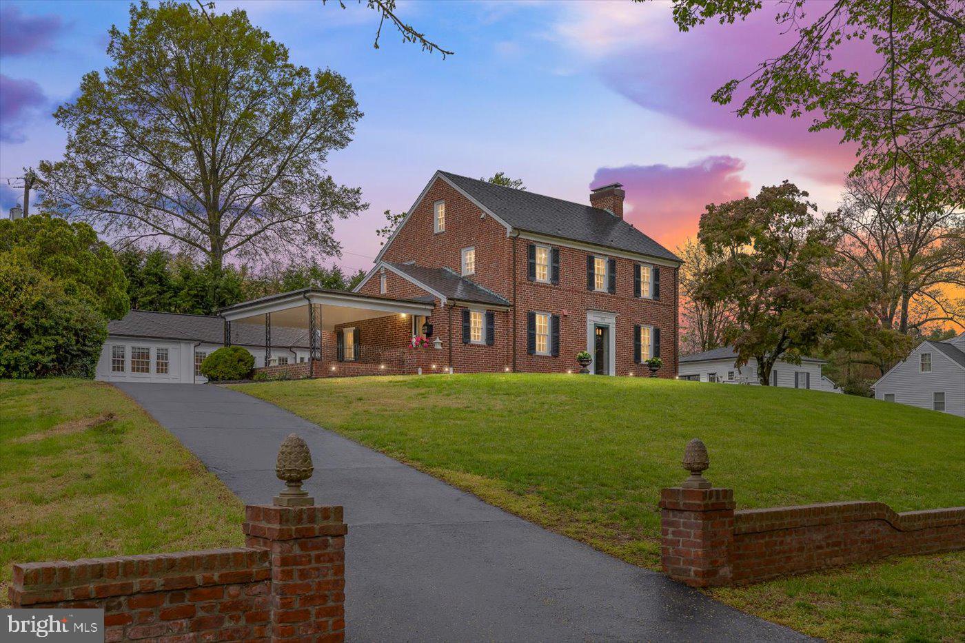 1702 FRANKLIN ST, FREDERICKSBURG, Virginia 22401, 4 Bedrooms Bedrooms, ,3 BathroomsBathrooms,Residential,For sale,1702 FRANKLIN ST,VAFB2008192 MLS # VAFB2008192